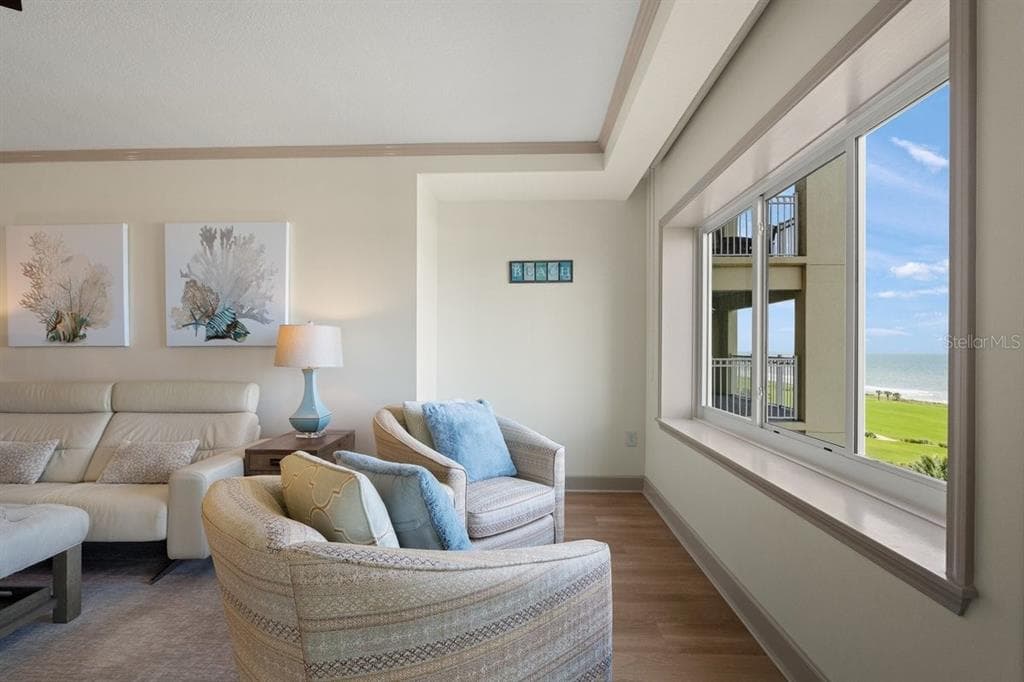200 OCEAN CREST DRIVE 713 photo 9