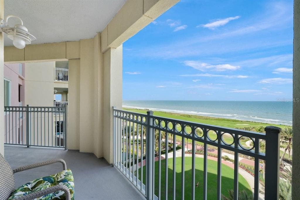 200 OCEAN CREST DRIVE 713 photo 21