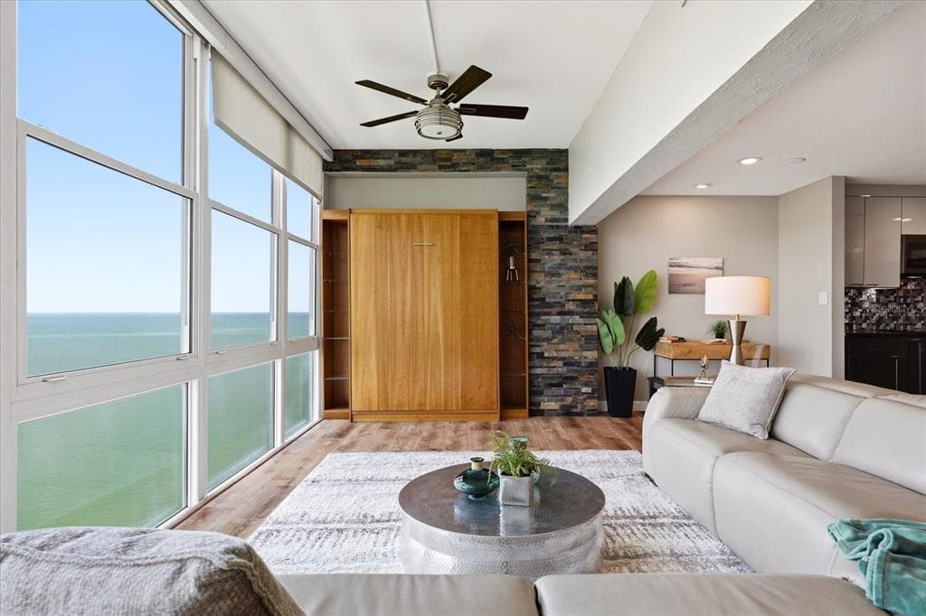 7200 SUNSHINE SKYWAY LANE S 16G photo 9