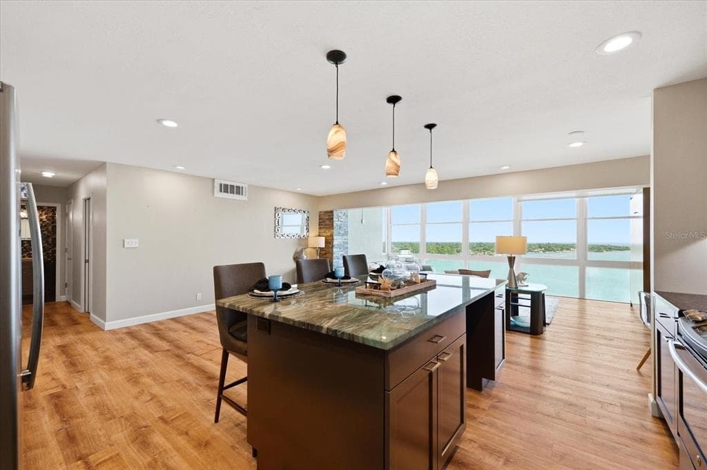7200 SUNSHINE SKYWAY LANE S 16G photo 10