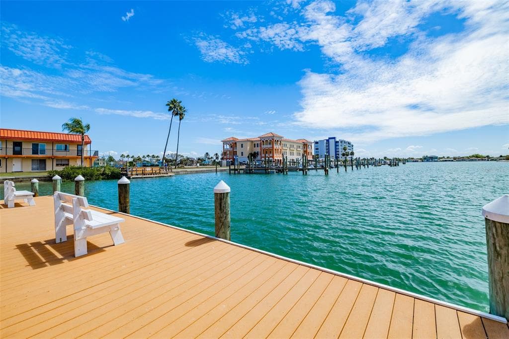 10355 PARADISE BOULEVARD 511 photo 2