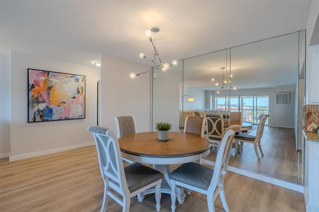 10355 PARADISE BOULEVARD 511 photo 5