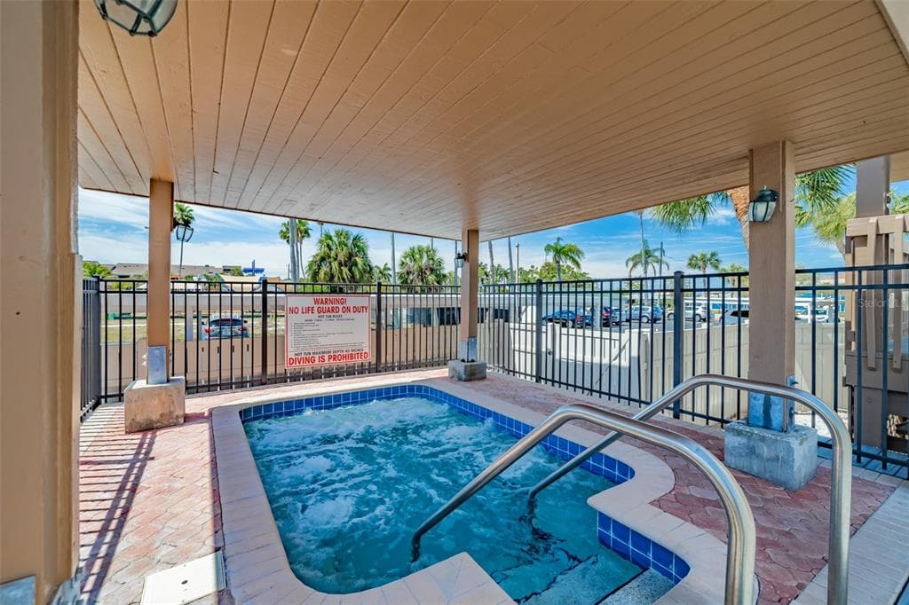10355 PARADISE BOULEVARD 511 photo 4