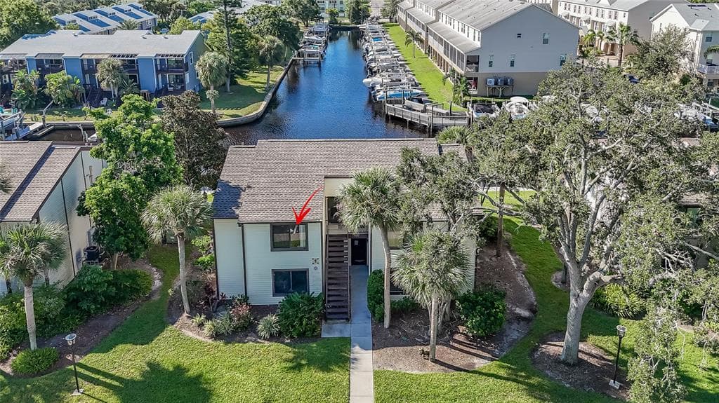 372 MOORINGS COVE DRIVE 372 photo 2