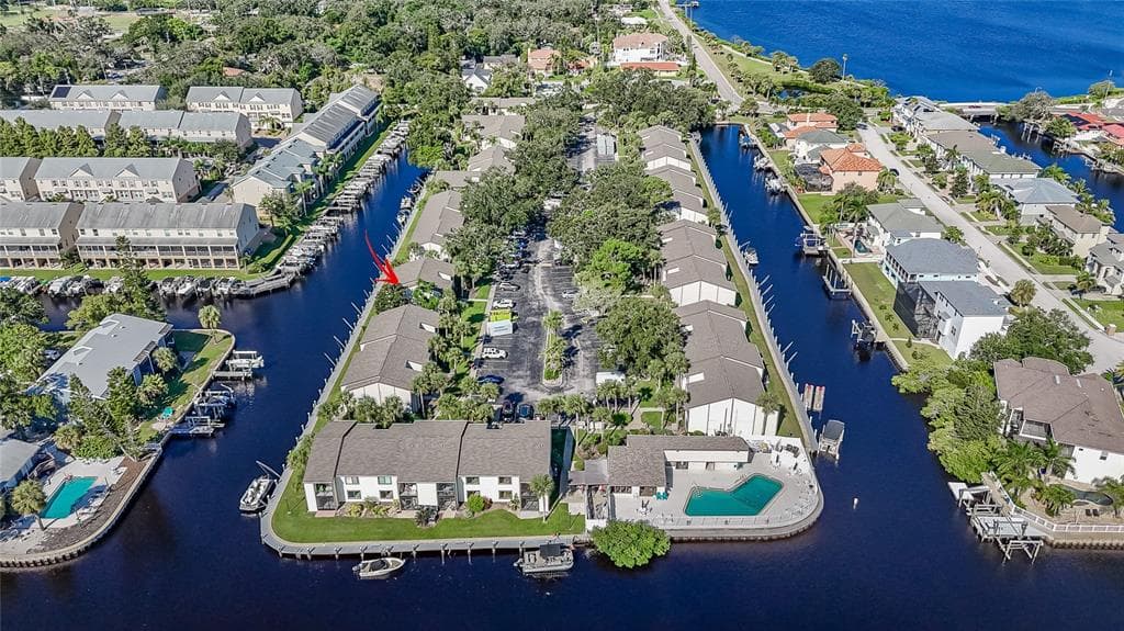372 MOORINGS COVE DRIVE 372 photo 12