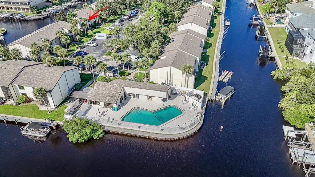 372 MOORINGS COVE DRIVE 372 photo 9