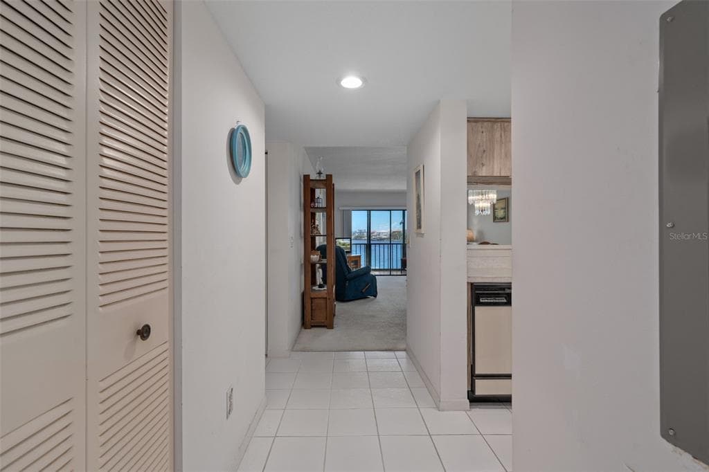 8211 BRENT STREET 816 photo 9
