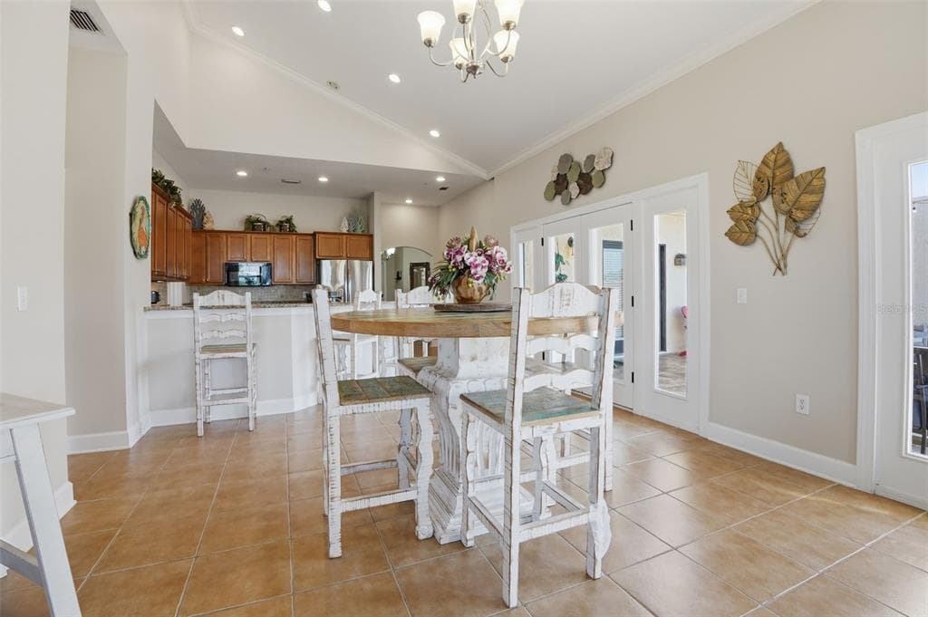 200 BELLA HARBOR COURT 113 photo 11
