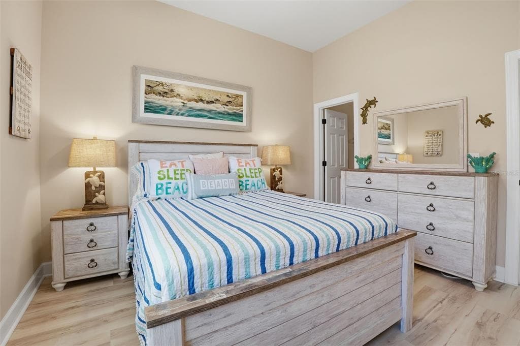 200 BELLA HARBOR COURT 113 photo 19