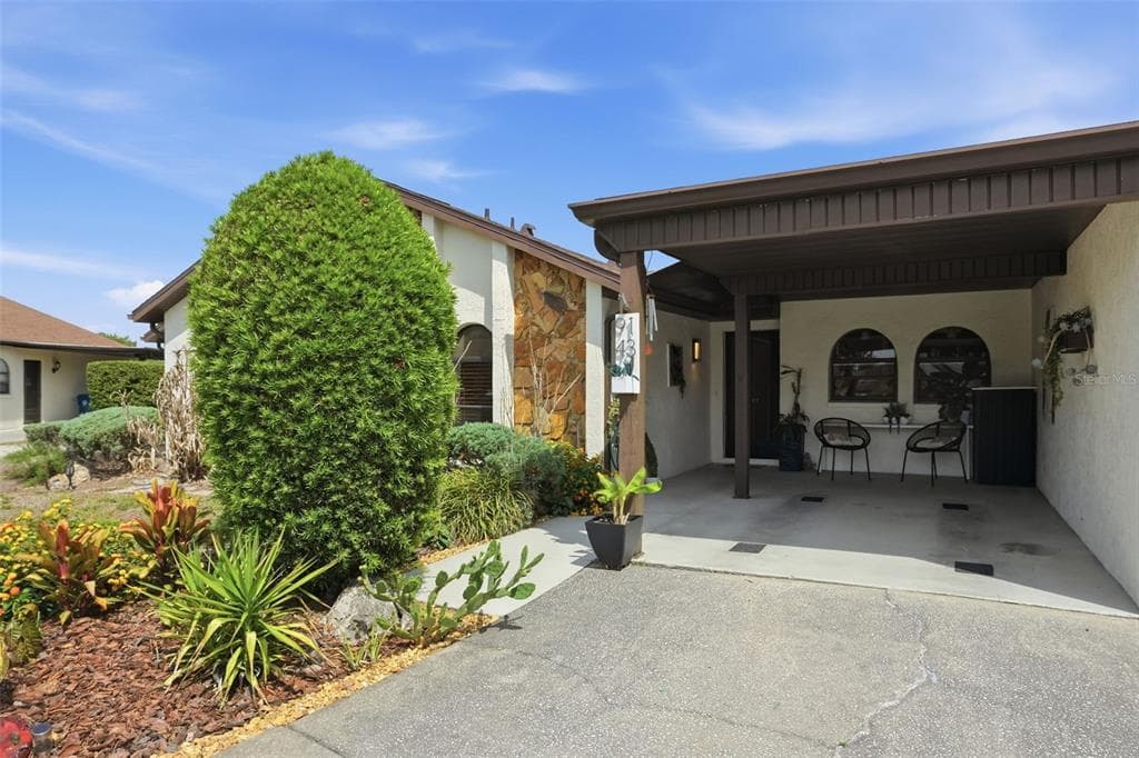 9143 LINGROVE ROAD photo 3