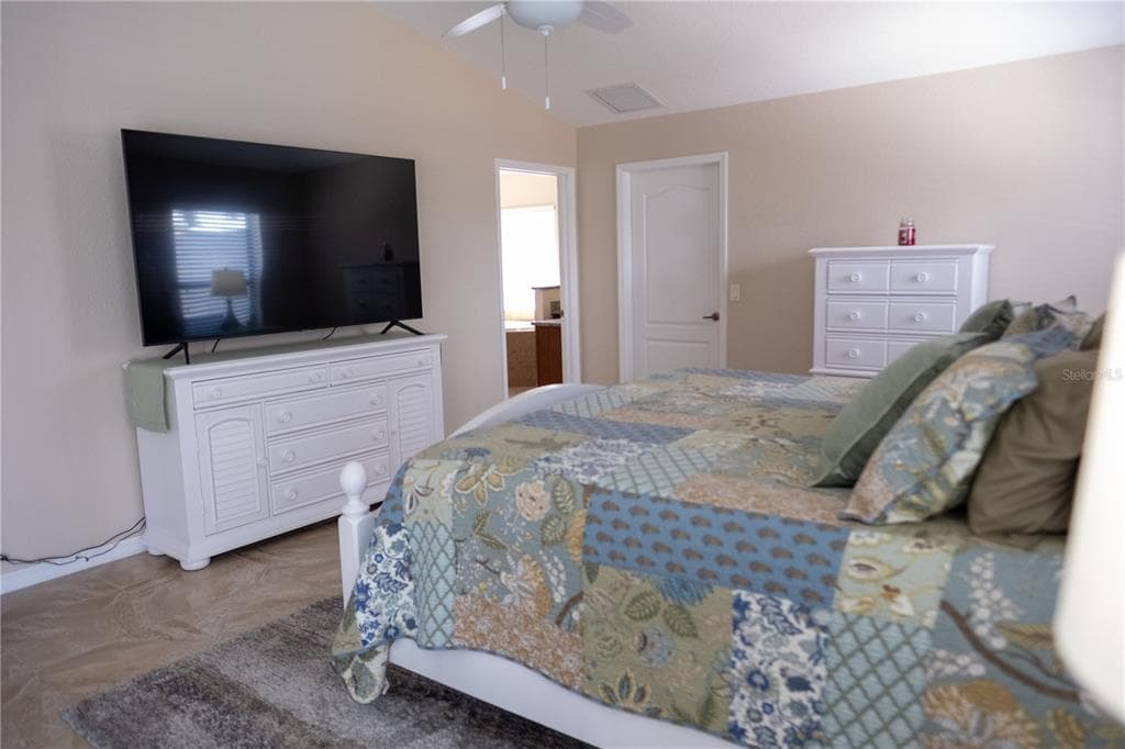 15648 MELPORT CIRCLE photo 19
