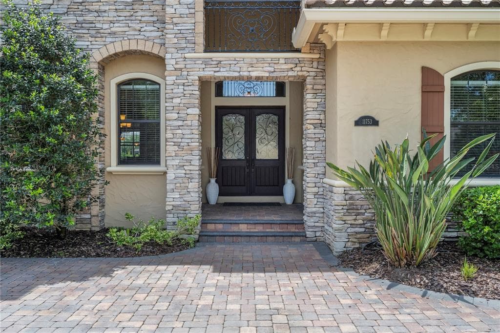 11753 VINCI DRIVE photo 4