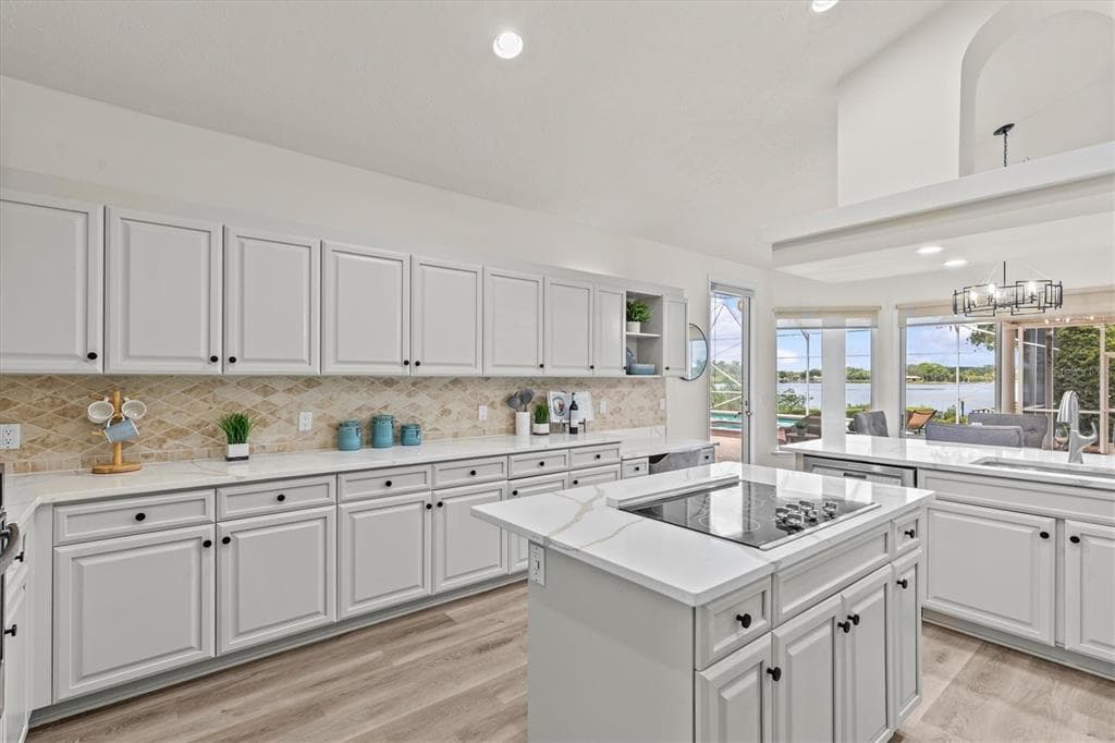 948 RIVERSIDE RIDGE ROAD photo 11