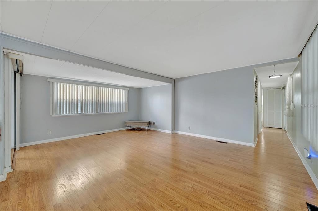 162 S SAINT THOMAS CIRCLE photo 9