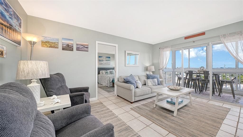 1255 TARPON CENTER DRIVE 406 photo 9