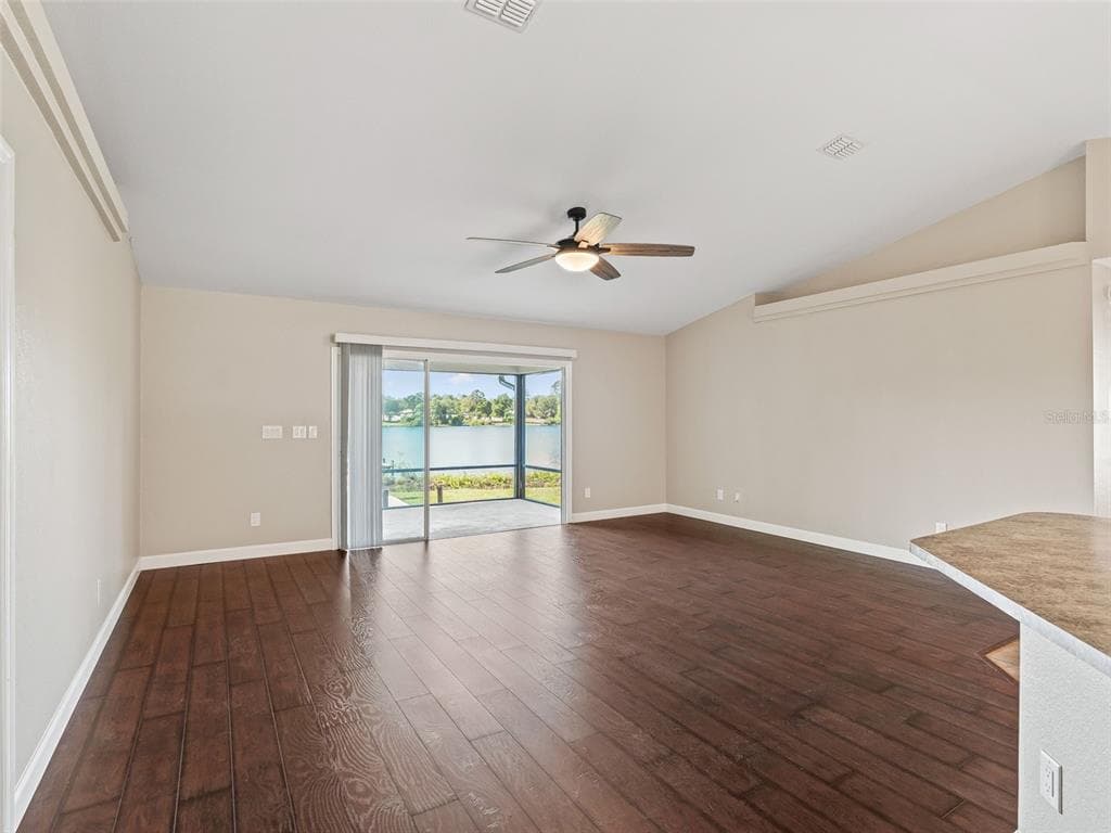 214 FISHER RUN photo 17