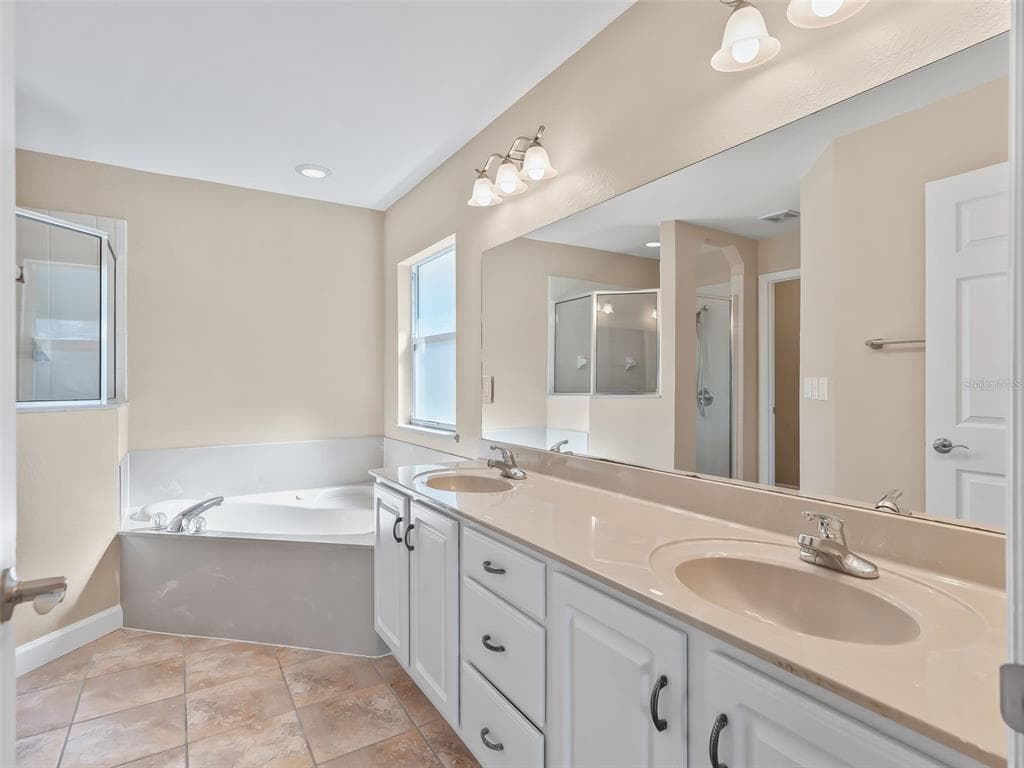 214 FISHER RUN photo 22