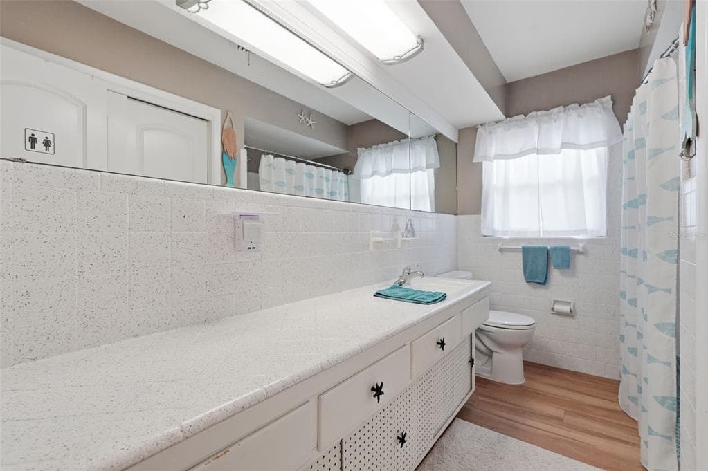 179 E CANAL DRIVE photo 21