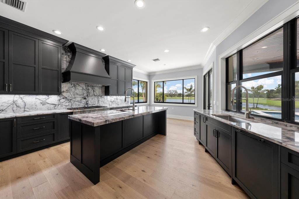 19 HIBISCUS ROAD photo 17