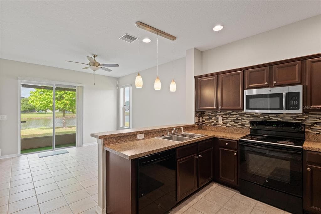 6981 TOWERING SPRUCE DRIVE photo 9