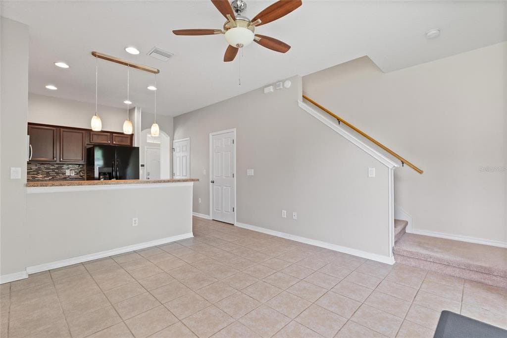 6981 TOWERING SPRUCE DRIVE photo 10