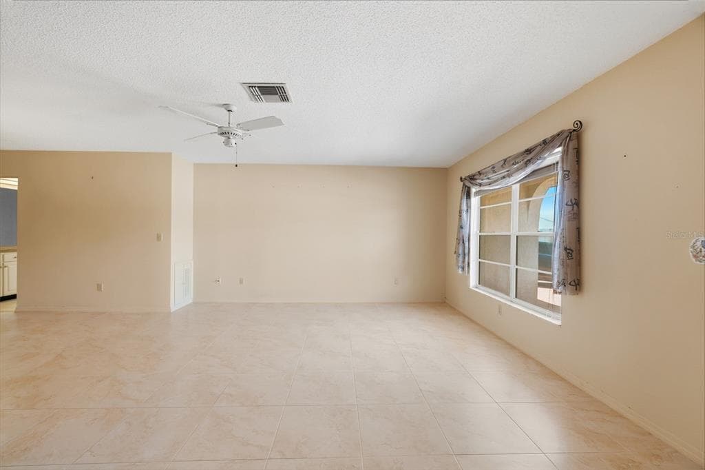 1027 BLUEWATER DRIVE photo 6