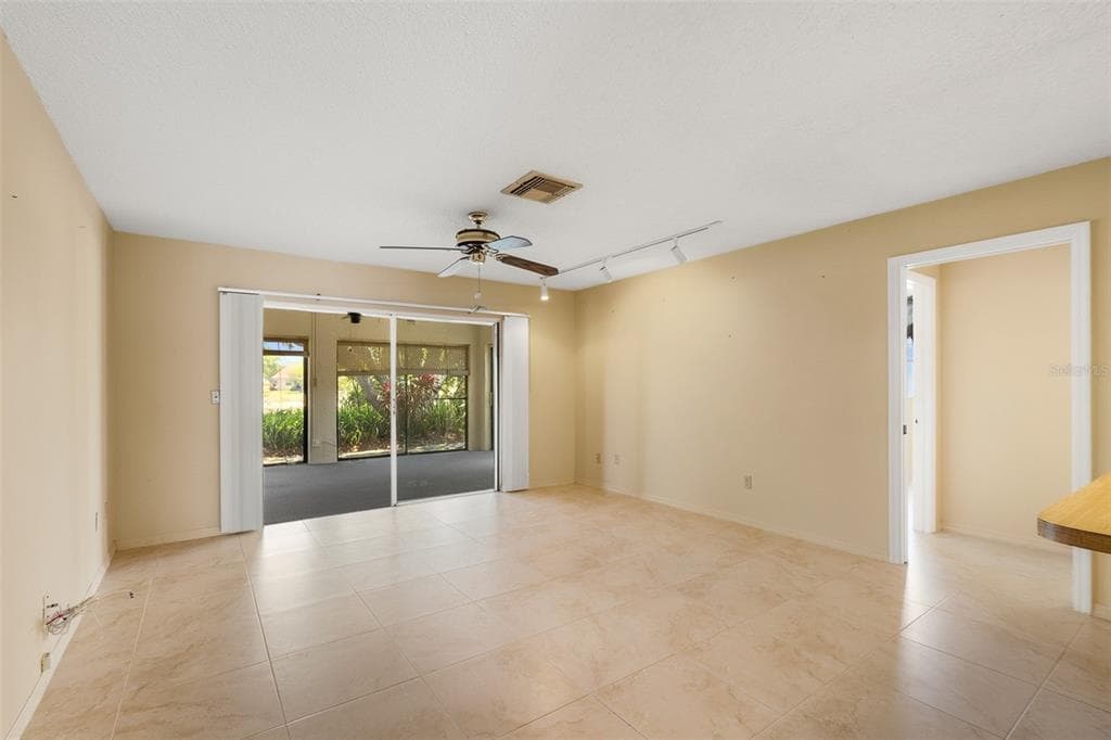 1027 BLUEWATER DRIVE photo 17