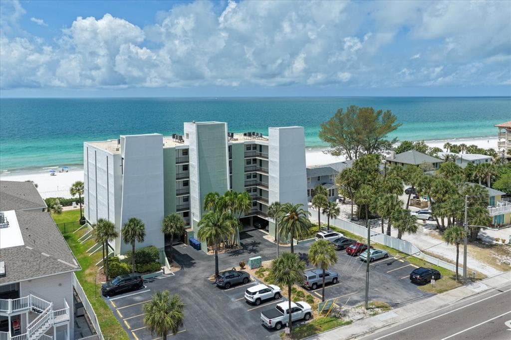 506 GULF BOULEVARD 201 photo 24