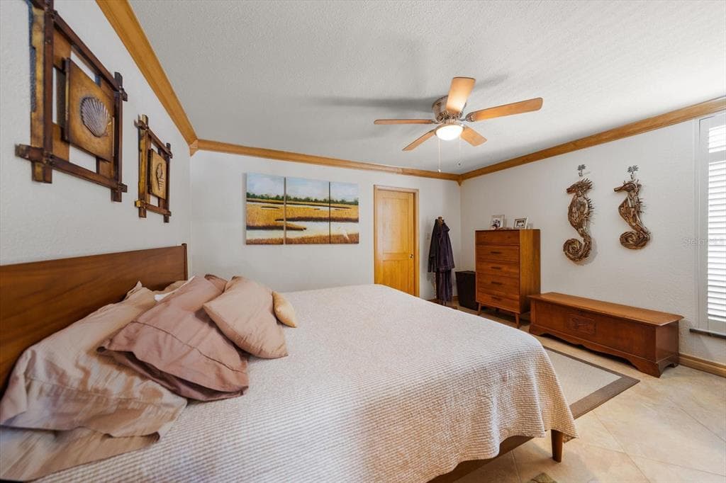 506 GULF BOULEVARD 201 photo 15
