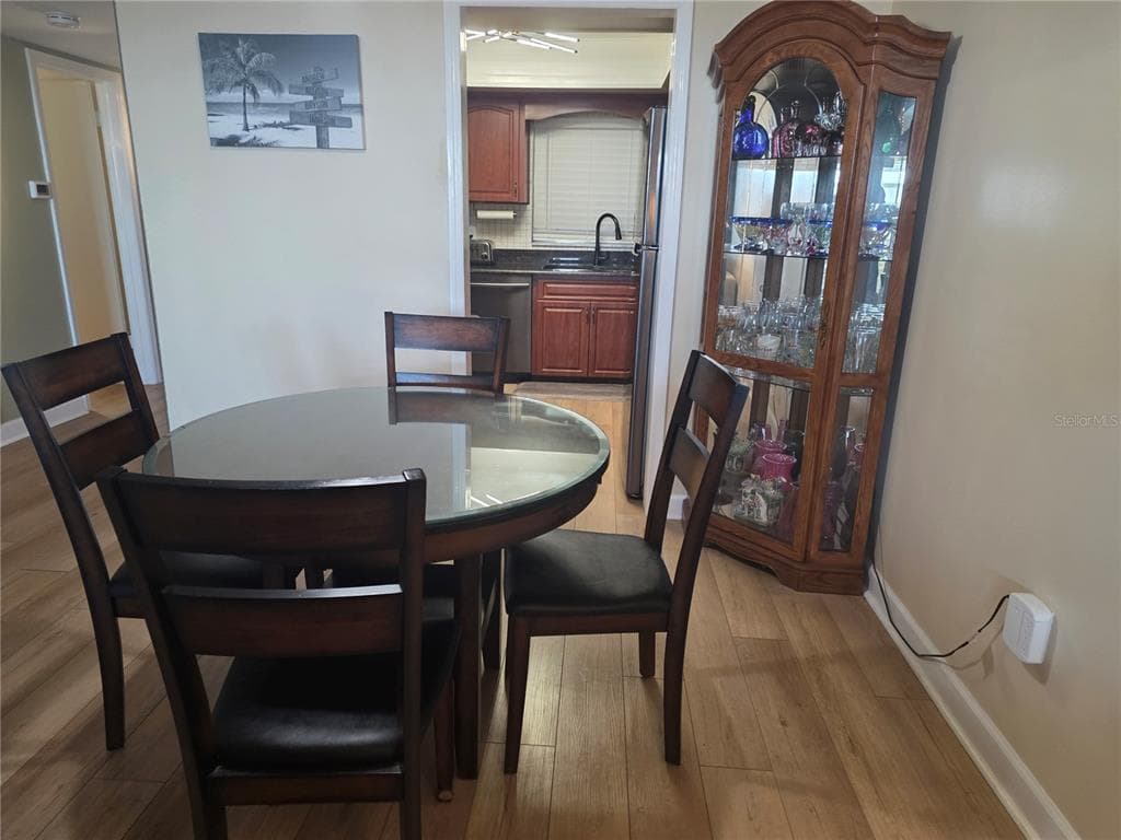 5130 BRITTANY DRIVE S 604 photo 7