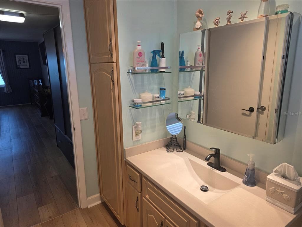 5130 BRITTANY DRIVE S 604 photo 9