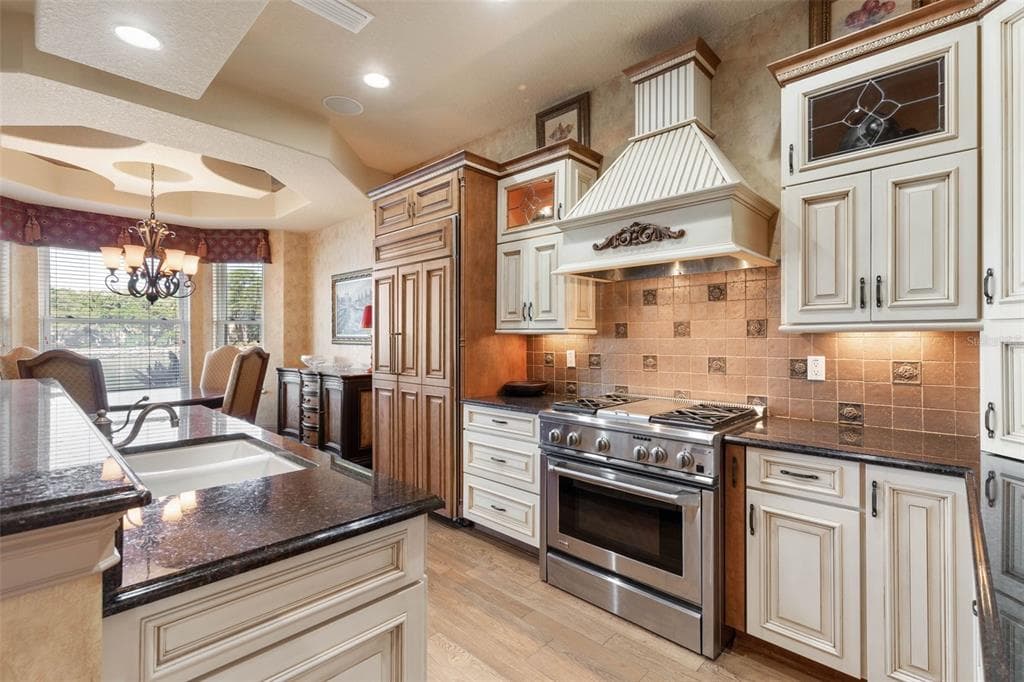 224 YACHT HARBOR DRIVE photo 11