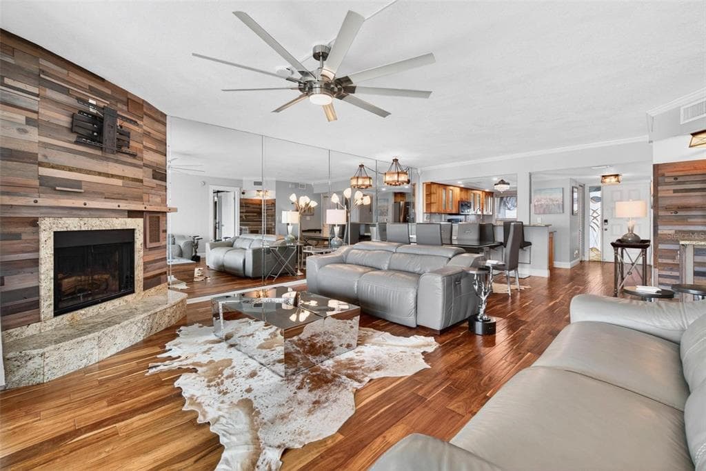 363 PINELLAS BAYWAY S 42 photo 15