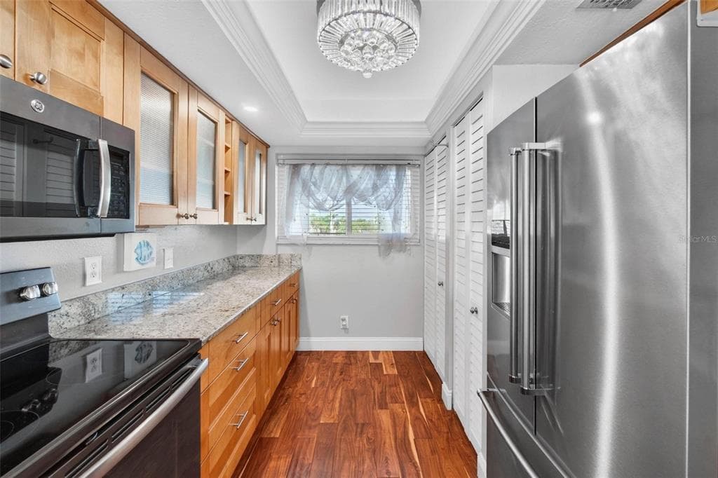 363 PINELLAS BAYWAY S 42 photo 11