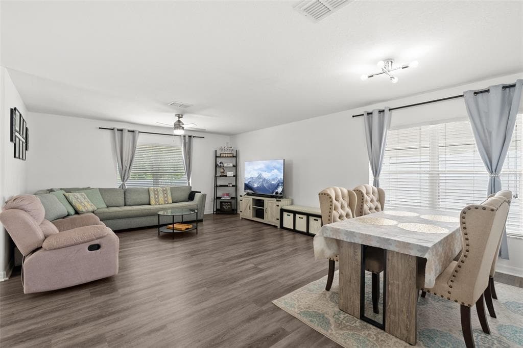 12607 CHENWOOD AVENUE photo 5