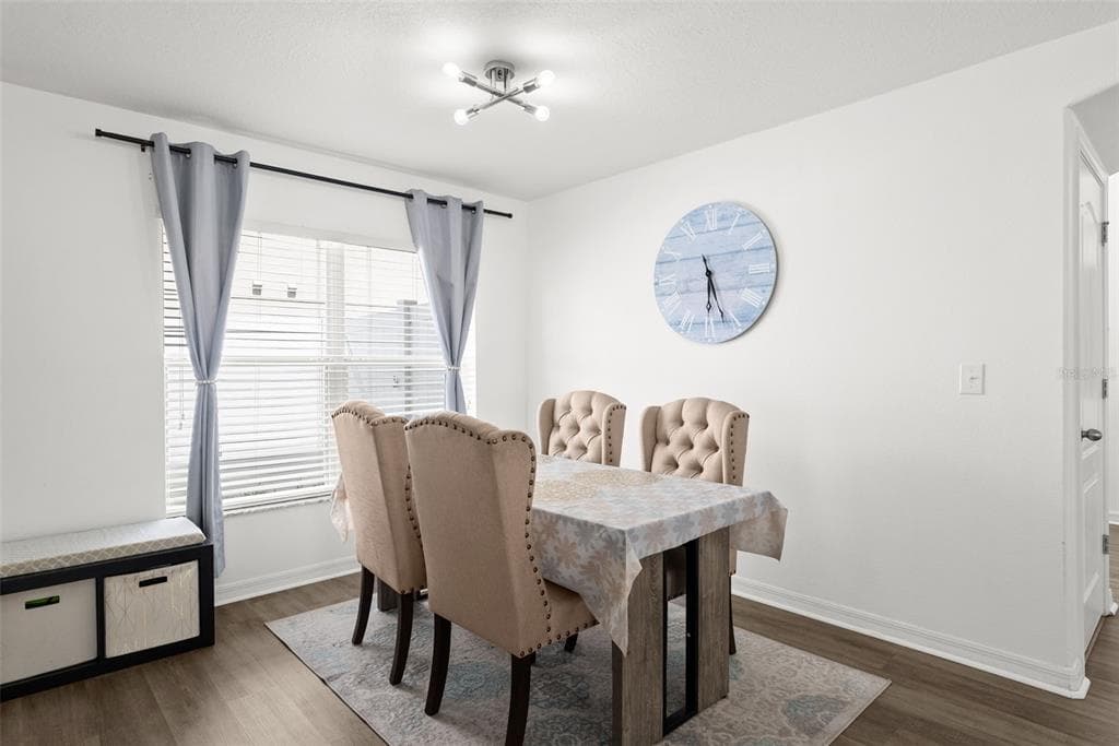 12607 CHENWOOD AVENUE photo 10