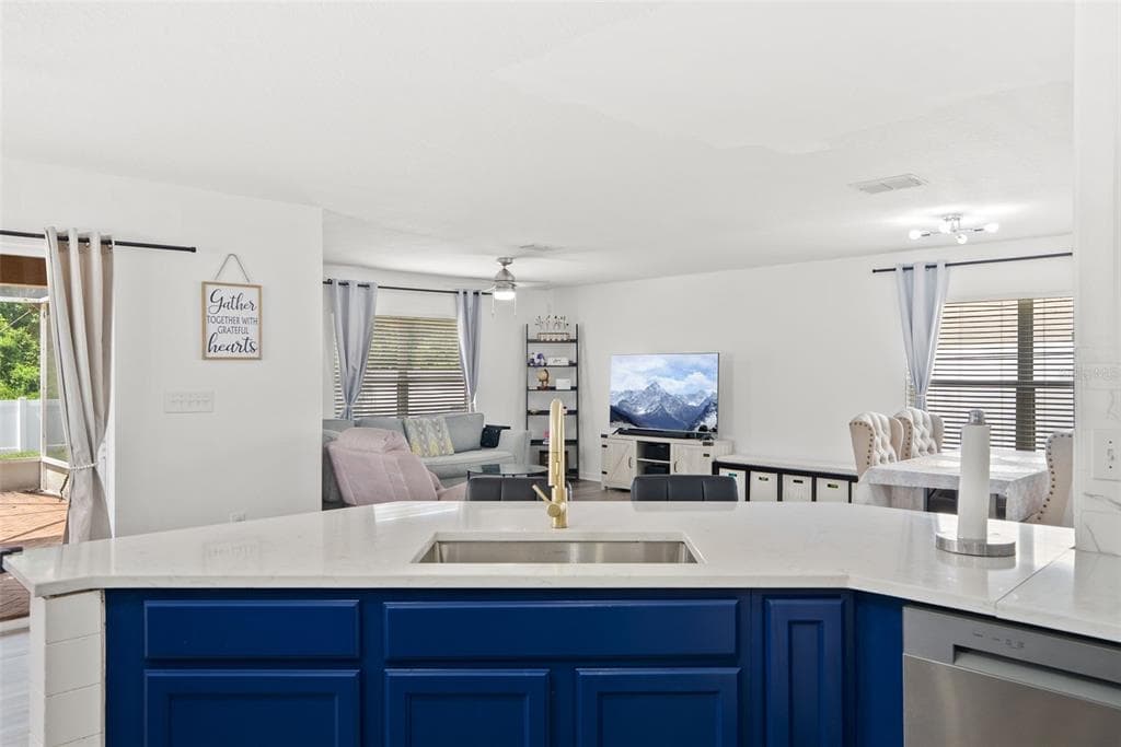 12607 CHENWOOD AVENUE photo 15