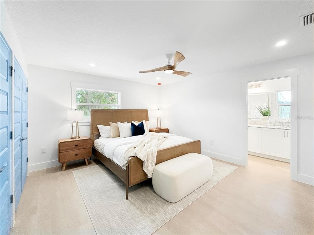 10304 KINGFISHER ROAD W photo 24