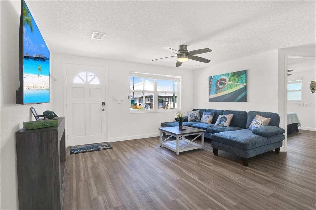 13526 OUTBOARD COURT photo 2