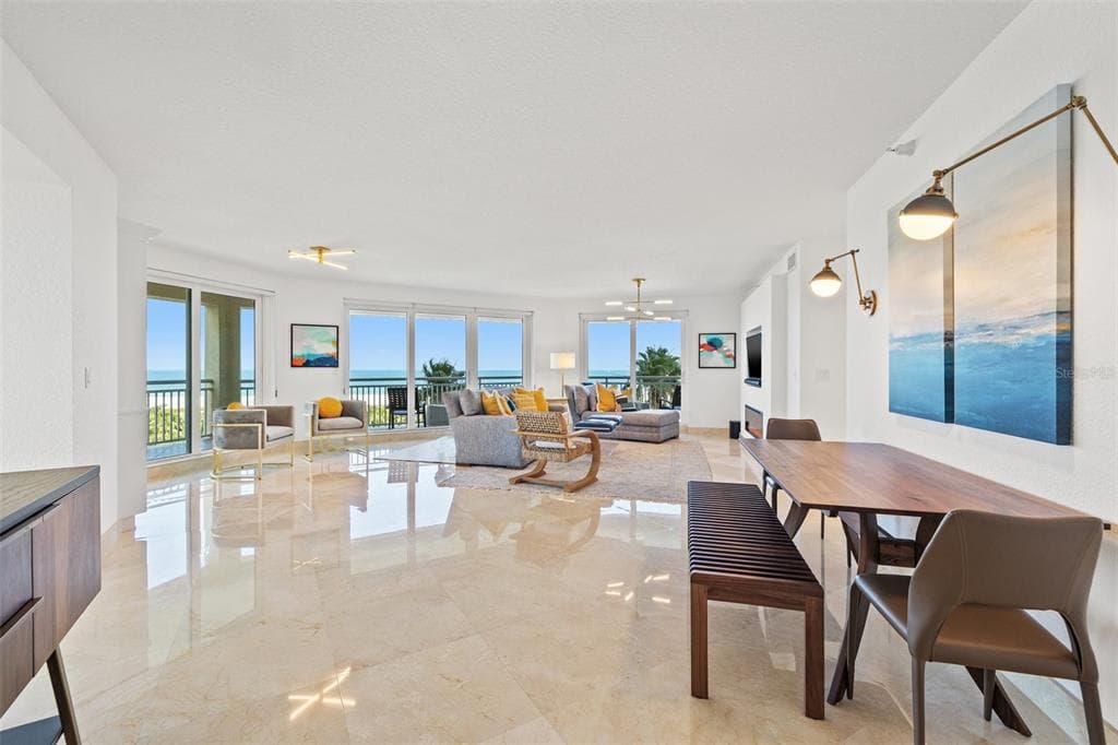 1180 GULF BOULEVARD 401 photo 3