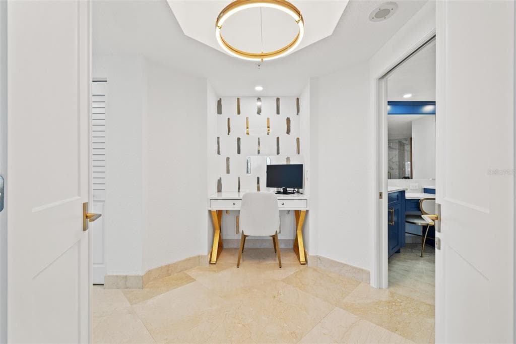 1180 GULF BOULEVARD 401 photo 11