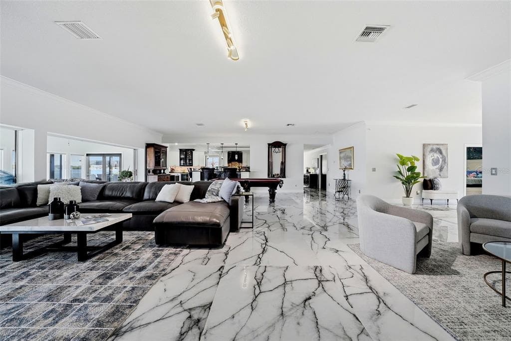 5207 BAY STATE ROAD photo 19