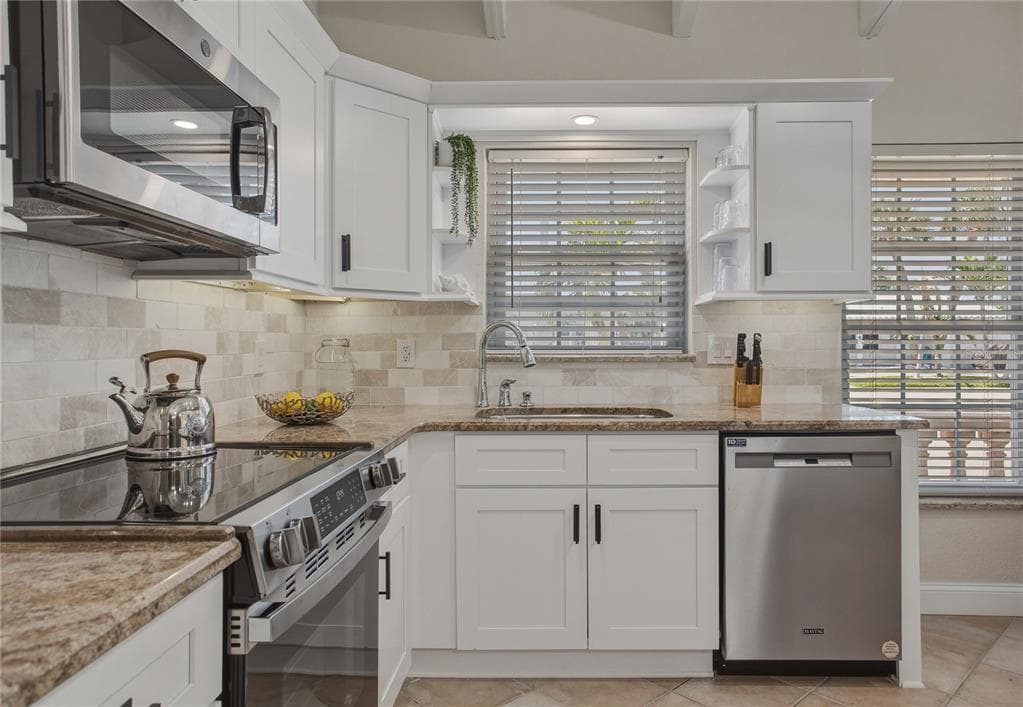 324 173RD AVENUE E photo 13