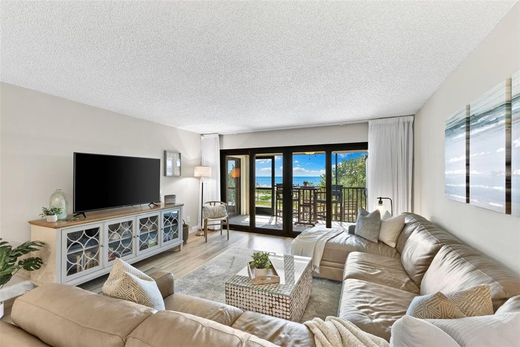 900 GULF BLVD 104 photo 2
