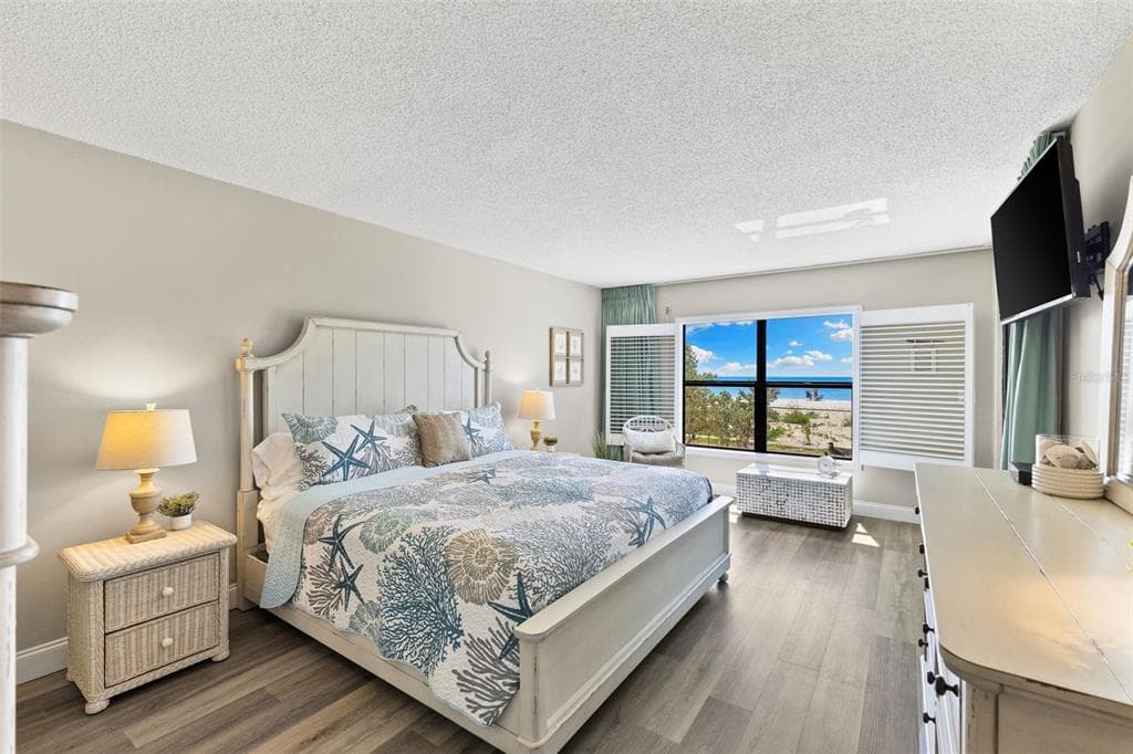 900 GULF BLVD 104 photo 3