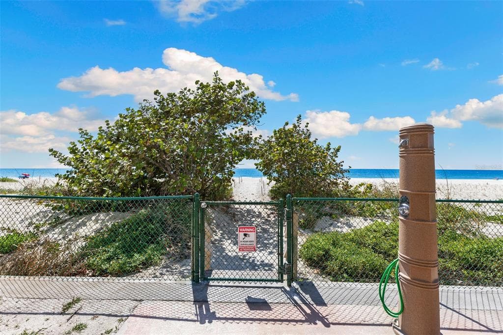 900 GULF BLVD 104 photo 5