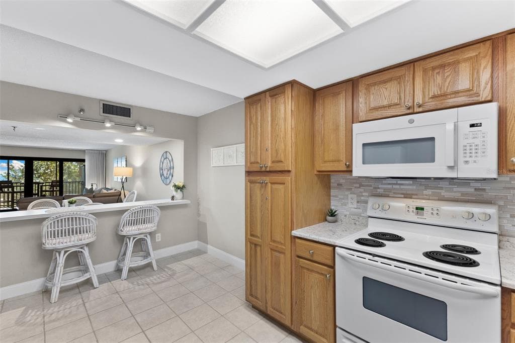 900 GULF BLVD 104 photo 11