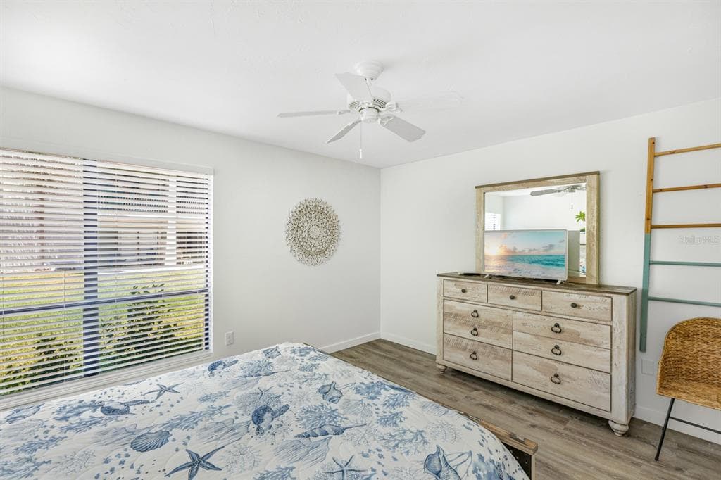 1801 GULF DRIVE N 184 photo 13