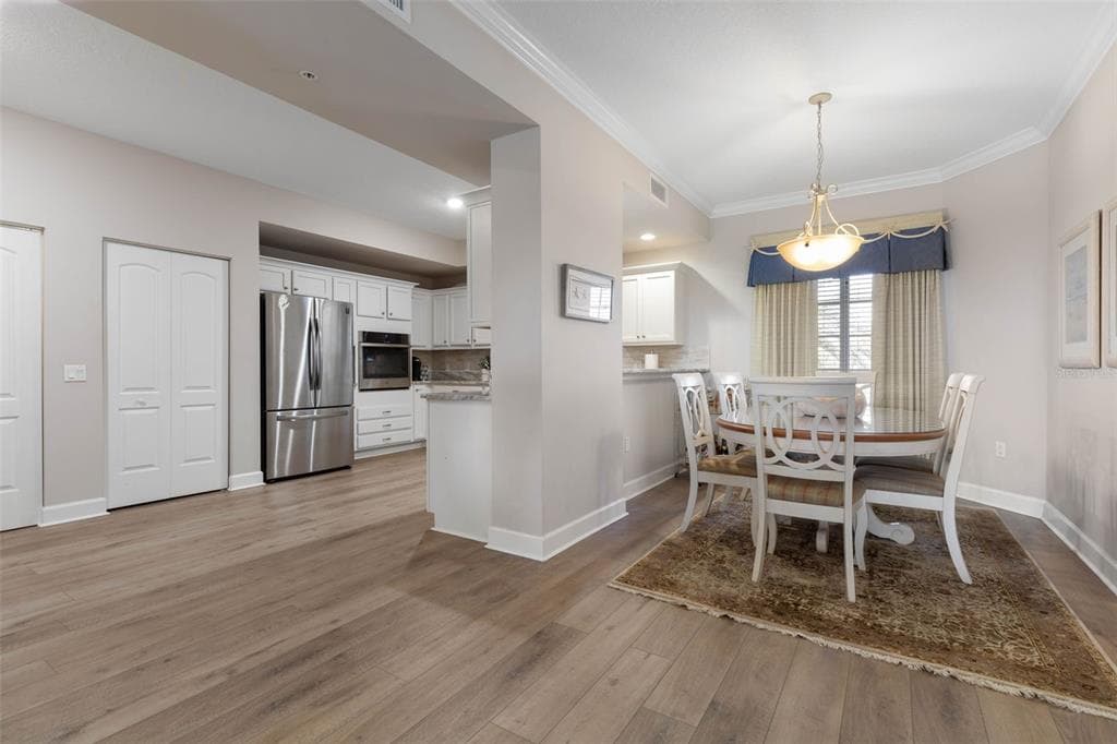 102 YACHT HARBOR DRIVE 371 photo 9