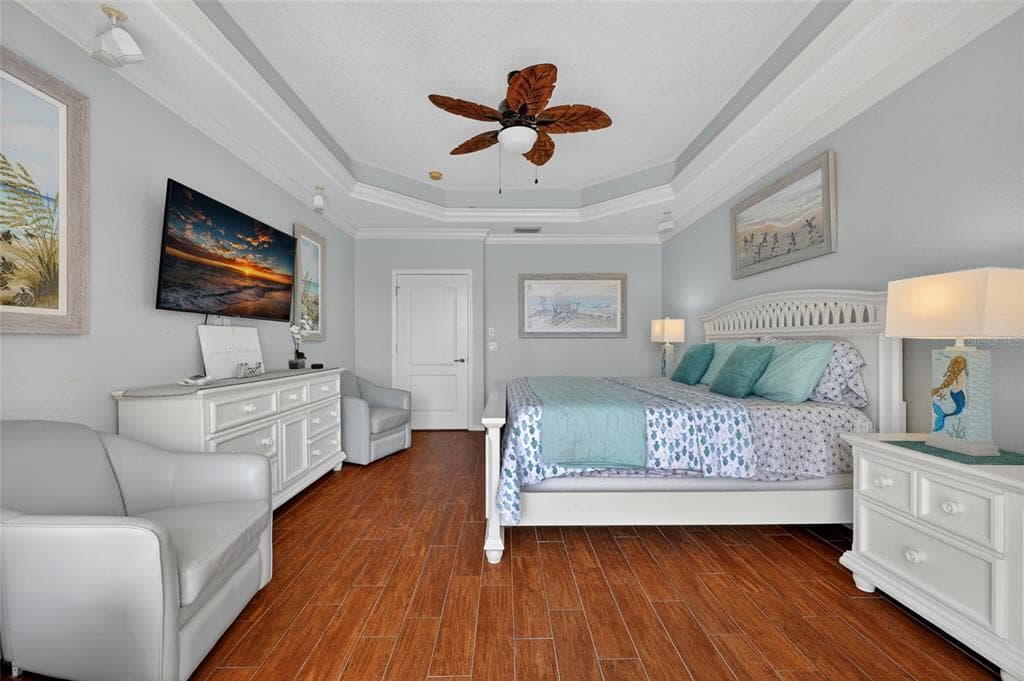 9348 SPRING CIRCLE photo 24